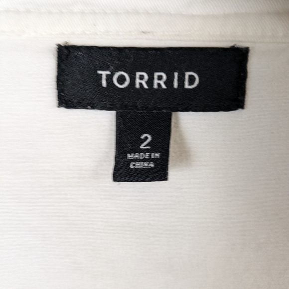 Torrid Jean Jacket White Size 2‎ - Picture 4 of 4